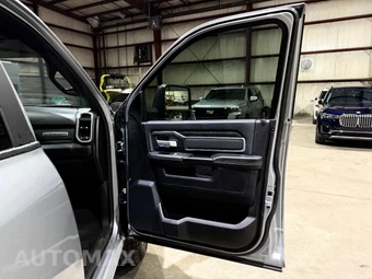 2024 Ram 2500 Big Horn Crew Cab Medium Bed - miniatura 25