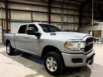 2024 Ram 2500 Big Horn Crew Cab Medium Bed - miniatura 3