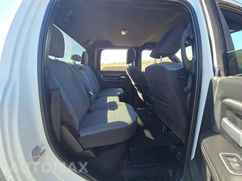 2024 Ram 2500 Big Horn Crew Cab Medium Bed - miniatura 16