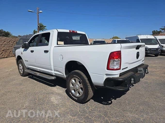 2024 Ram 2500 Big Horn Crew Cab Medium Bed - miniatura 2