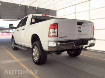 2024 Ram 2500 Big Horn Crew Cab Medium Bed - miniatura 6