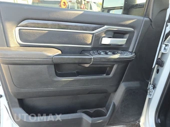 2024 Ram 2500 Big Horn Crew Cab Medium Bed - miniatura 9