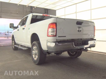 2024 Ram 2500 Big Horn Crew Cab Medium Bed - miniatura 6