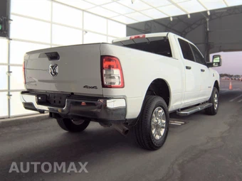 2024 Ram 2500 Big Horn Crew Cab Medium Bed - miniatura 5