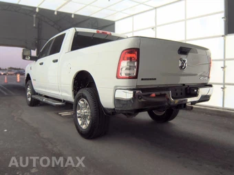 2024 Ram 2500 Big Horn Crew Cab Medium Bed - miniatura 8