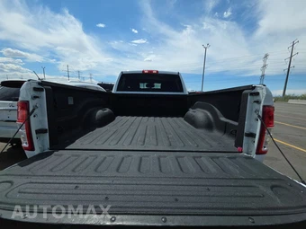 2024 Ram 2500 Big Horn Crew Cab Medium Bed - miniatura 16