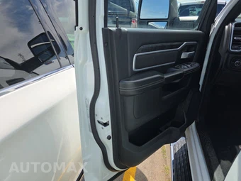 2024 Ram 2500 Big Horn Crew Cab Medium Bed - miniatura 9