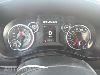 2024 Ram 2500 Big Horn Crew Cab Medium Bed - miniatura 12