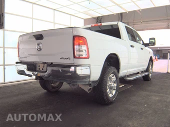 2024 Ram 2500 Big Horn Crew Cab Medium Bed - miniatura 4