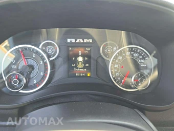 2024 Ram 2500 Big Horn Crew Cab Medium Bed - miniatura 9