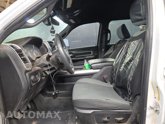 2024 Ram 2500 Big Horn Crew Cab Medium Bed - miniatura 7