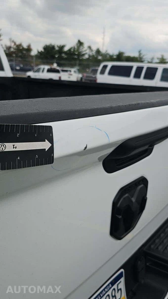2024 Ram 2500 Big Horn Crew Cab Medium Bed - miniatura 32