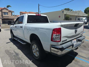 2024 Ram 2500 Big Horn Crew Cab Medium Bed - miniatura 2
