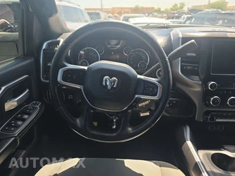 2024 Ram 2500 Big Horn Crew Cab Medium Bed - miniatura 16