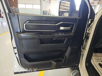 2024 Ram 2500 Big Horn Crew Cab Medium Bed - miniatura 9