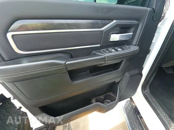 2024 Ram 2500 Big Horn Crew Cab Medium Bed - miniatura 9
