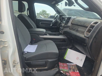 2024 Ram 2500 Big Horn Crew Cab Medium Bed - miniatura 8