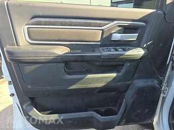 2024 Ram 2500 Big Horn Crew Cab Medium Bed - miniatura 9