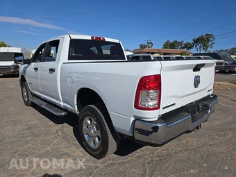 2024 Ram 2500 Big Horn Crew Cab Medium Bed - miniatura 2