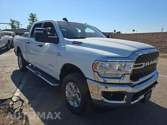 2024 Ram 2500 Big Horn Crew Cab Medium Bed - miniatura 4