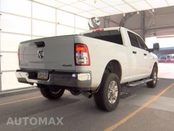 2024 Ram 2500 Big Horn Crew Cab Medium Bed - miniatura 4