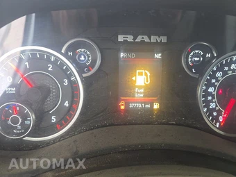 2024 Ram 2500 Big Horn Crew Cab Medium Bed - miniatura 12