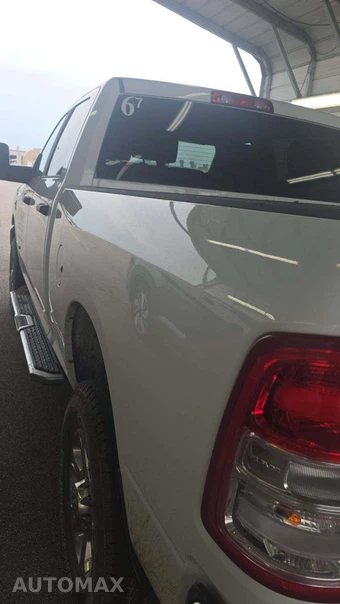 2024 Ram 2500 Big Horn Crew Cab Medium Bed - miniatura 19