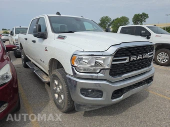 2024 Ram 2500 Big Horn Crew Cab Medium Bed - miniatura 3