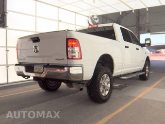 2024 Ram 2500 Big Horn Crew Cab Medium Bed - miniatura 4
