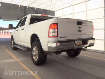 2024 Ram 2500 Big Horn Crew Cab Medium Bed - miniatura 6