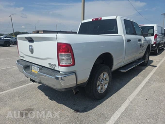 2024 Ram 2500 Big Horn Crew Cab Medium Bed - miniatura 4