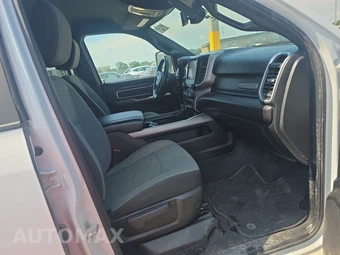 2024 Ram 2500 Big Horn Crew Cab Medium Bed - miniatura 8