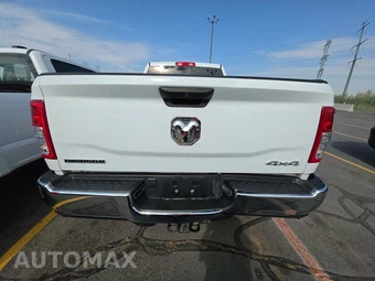 2024 Ram 2500 Big Horn Crew Cab Medium Bed - miniatura 5