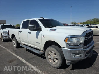 2024 Ram 2500 Big Horn Crew Cab Medium Bed - miniatura 3
