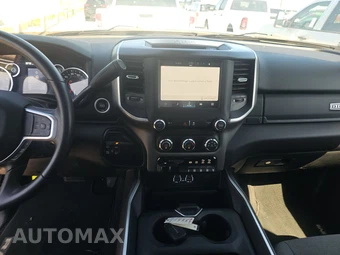 2024 Ram 2500 Big Horn Crew Cab Medium Bed - miniatura 11