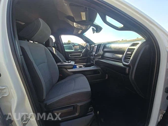 2024 Ram 2500 Big Horn Crew Cab Medium Bed - miniatura 18