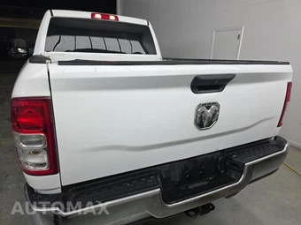 2024 Ram 2500 Big Horn Crew Cab Medium Bed - miniatura 5