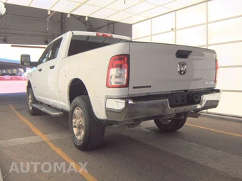 2024 Ram 2500 Big Horn Crew Cab Medium Bed - miniatura 6