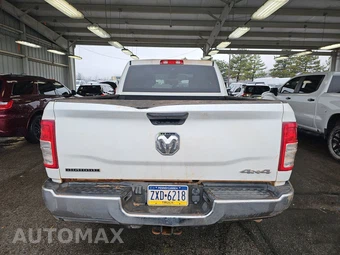 2024 Ram 2500 Big Horn Crew Cab Medium Bed - miniatura 5