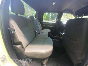 2024 Ram 2500 Big Horn Crew Cab Medium Bed - miniatura 16