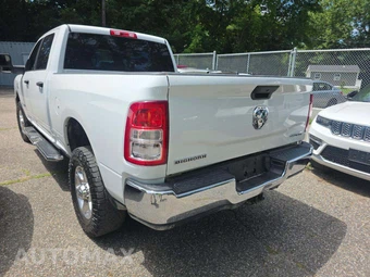 2024 Ram 2500 Big Horn Crew Cab Medium Bed - miniatura 2