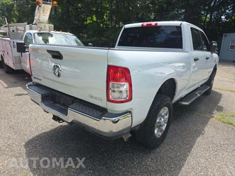 2024 Ram 2500 Big Horn Crew Cab Medium Bed - miniatura 3