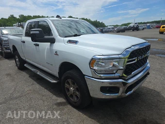 2024 Ram 2500 Big Horn Crew Cab Medium Bed - miniatura 3