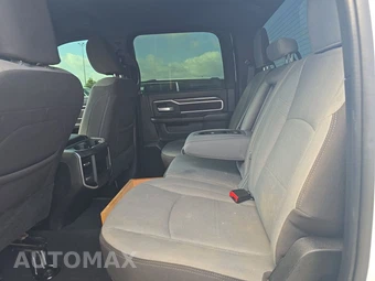 2024 Ram 2500 Big Horn Crew Cab Medium Bed - miniatura 13