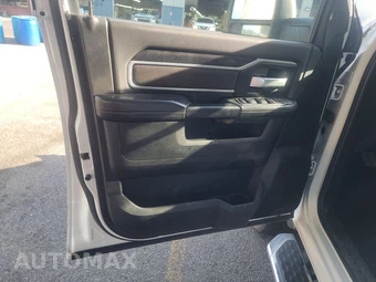 2024 Ram 2500 Big Horn Crew Cab Medium Bed - miniatura 9