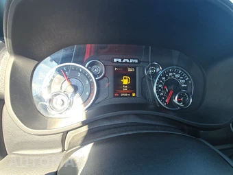2024 Ram 2500 Big Horn Crew Cab Medium Bed - miniatura 12