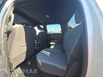 2024 Ram 2500 Big Horn Crew Cab Medium Bed - miniatura 13