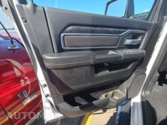 2024 Ram 2500 Big Horn Crew Cab Medium Bed - miniatura 9