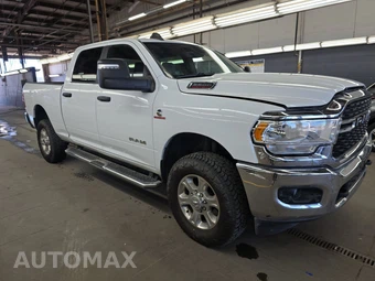 2024 Ram 2500 Big Horn Crew Cab Medium Bed - miniatura 3