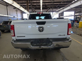 2024 Ram 2500 Big Horn Crew Cab Medium Bed - miniatura 5
